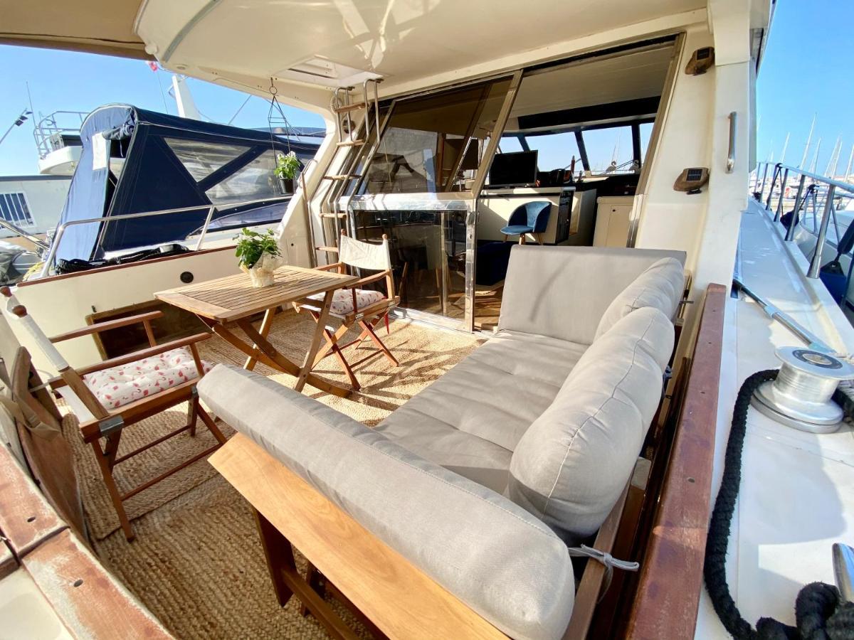 Panaby Houseboat Hotel Palermo Bagian luar foto