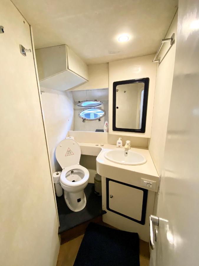 Panaby Houseboat Hotel Palermo Bagian luar foto