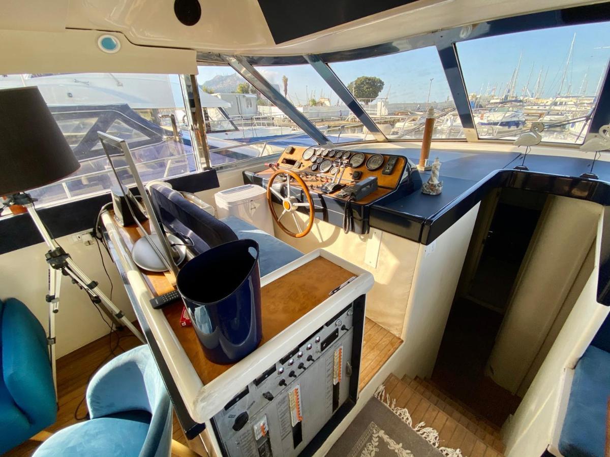 Panaby Houseboat Hotel Palermo Bagian luar foto